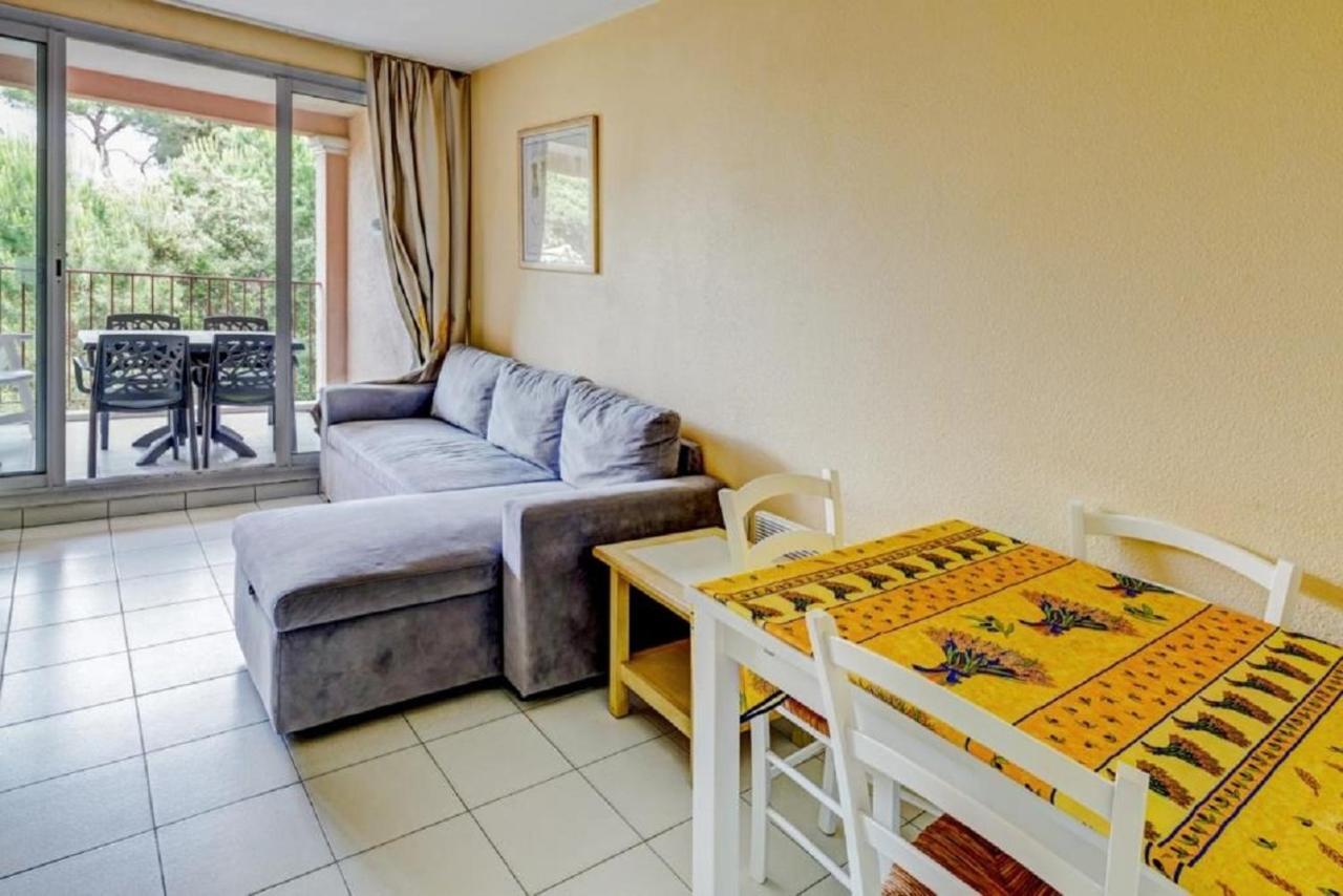 Residence La Pinede - Maeva Home Hyères Buitenkant foto