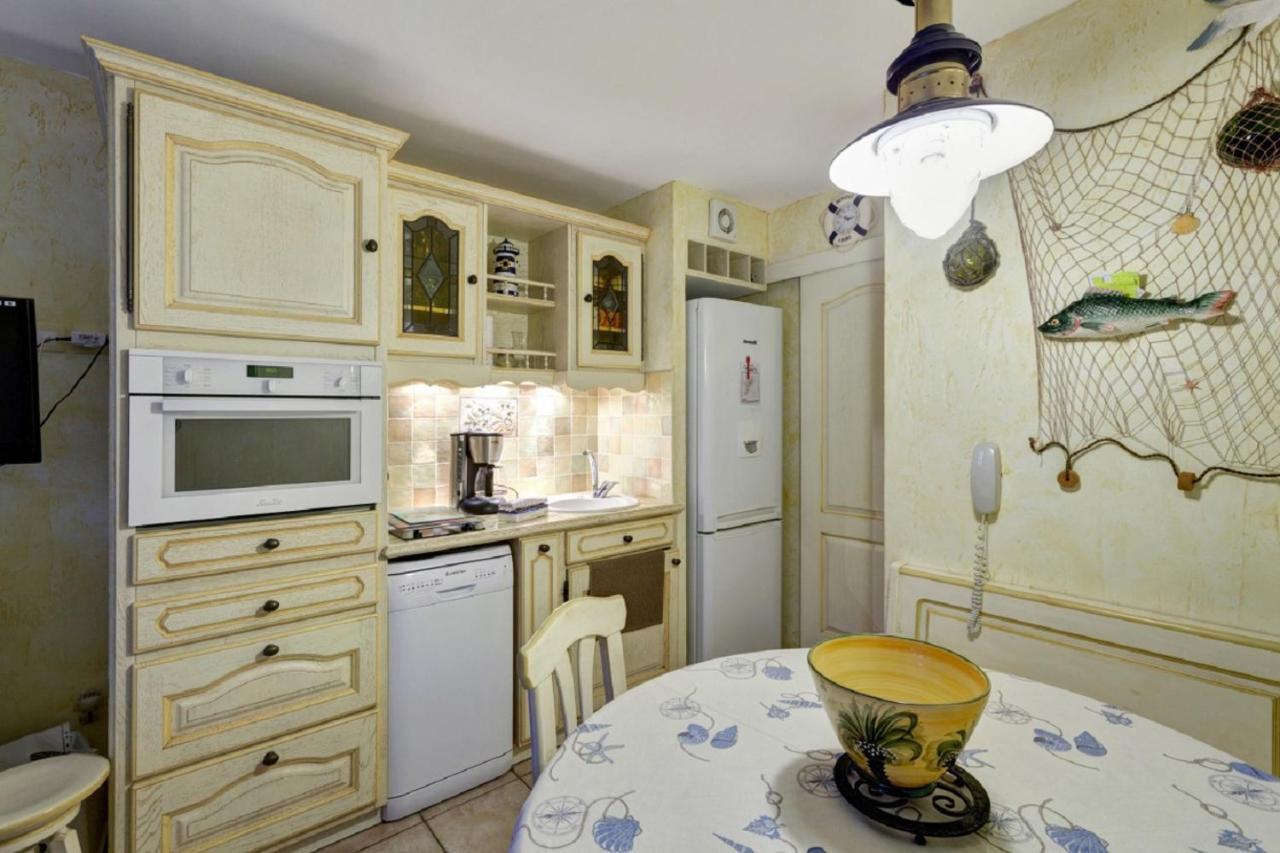 Residence La Pinede - Maeva Home Hyères Buitenkant foto